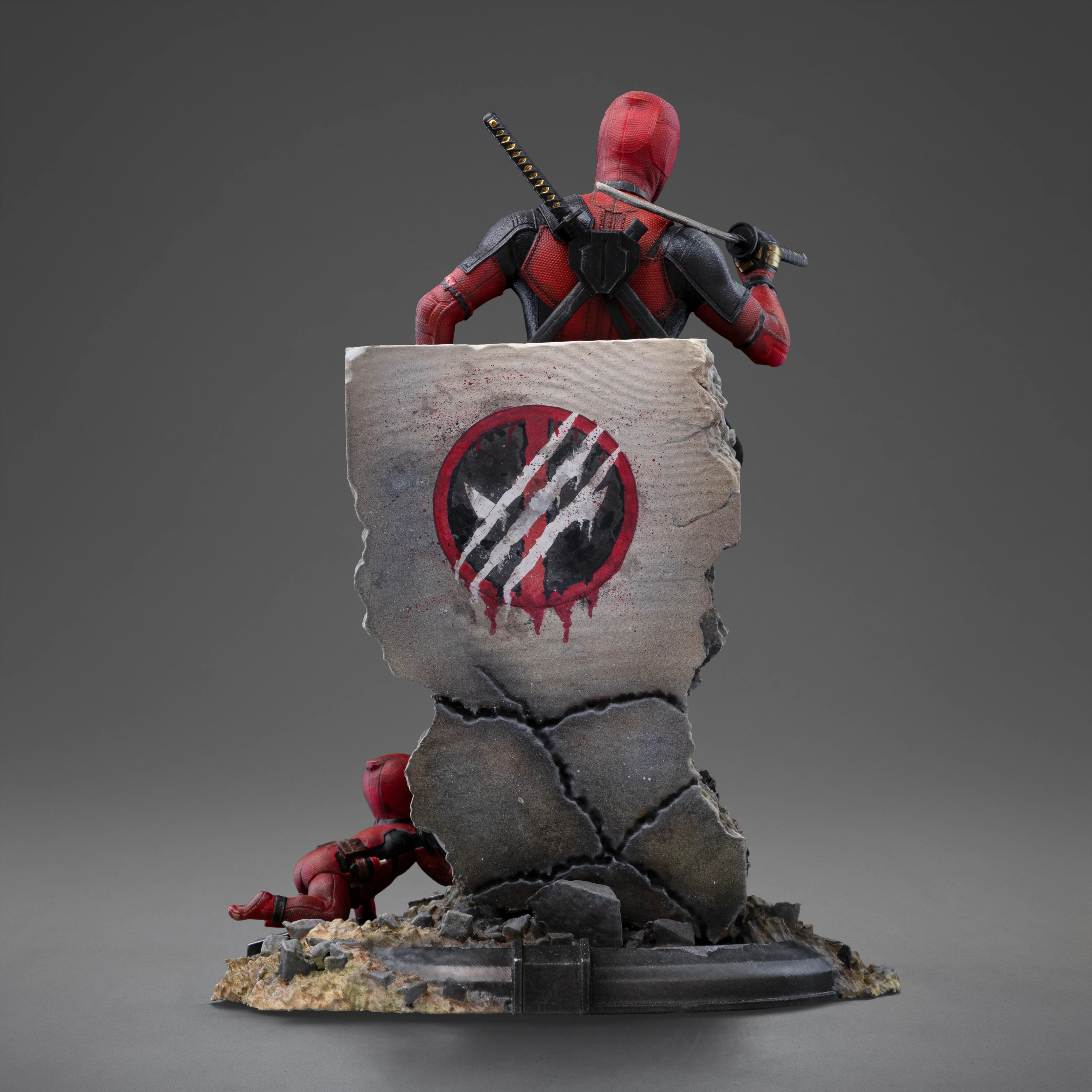 Deadpool & Wolverine: Deadpool Art Scale 1/10 Statue - Image 5