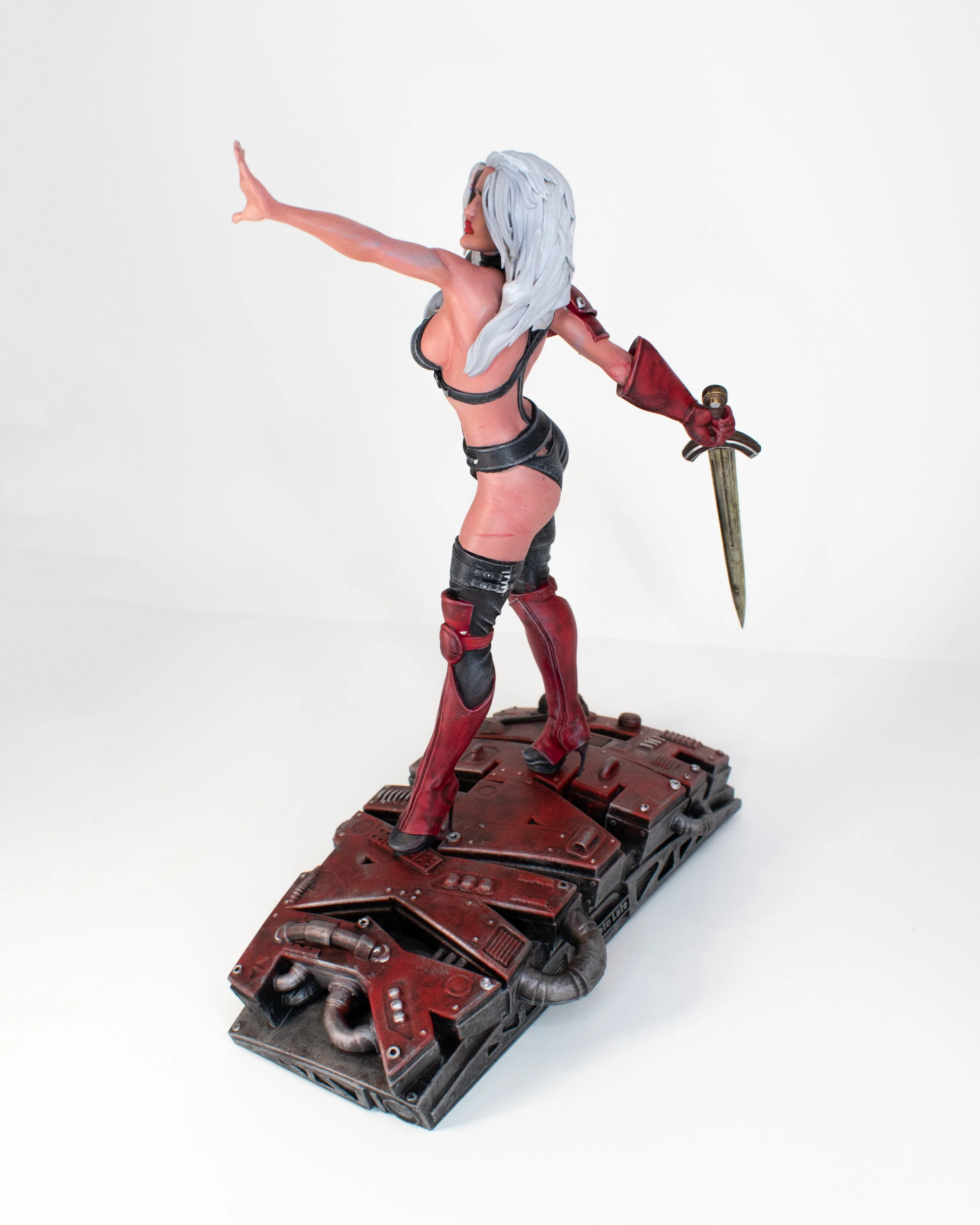 Taarna Resin Unpainted Model Kit - Image 2